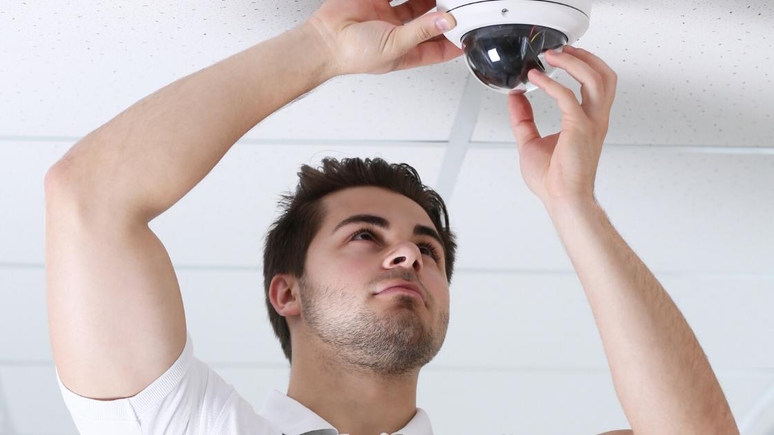 technicien en sécurité électronique