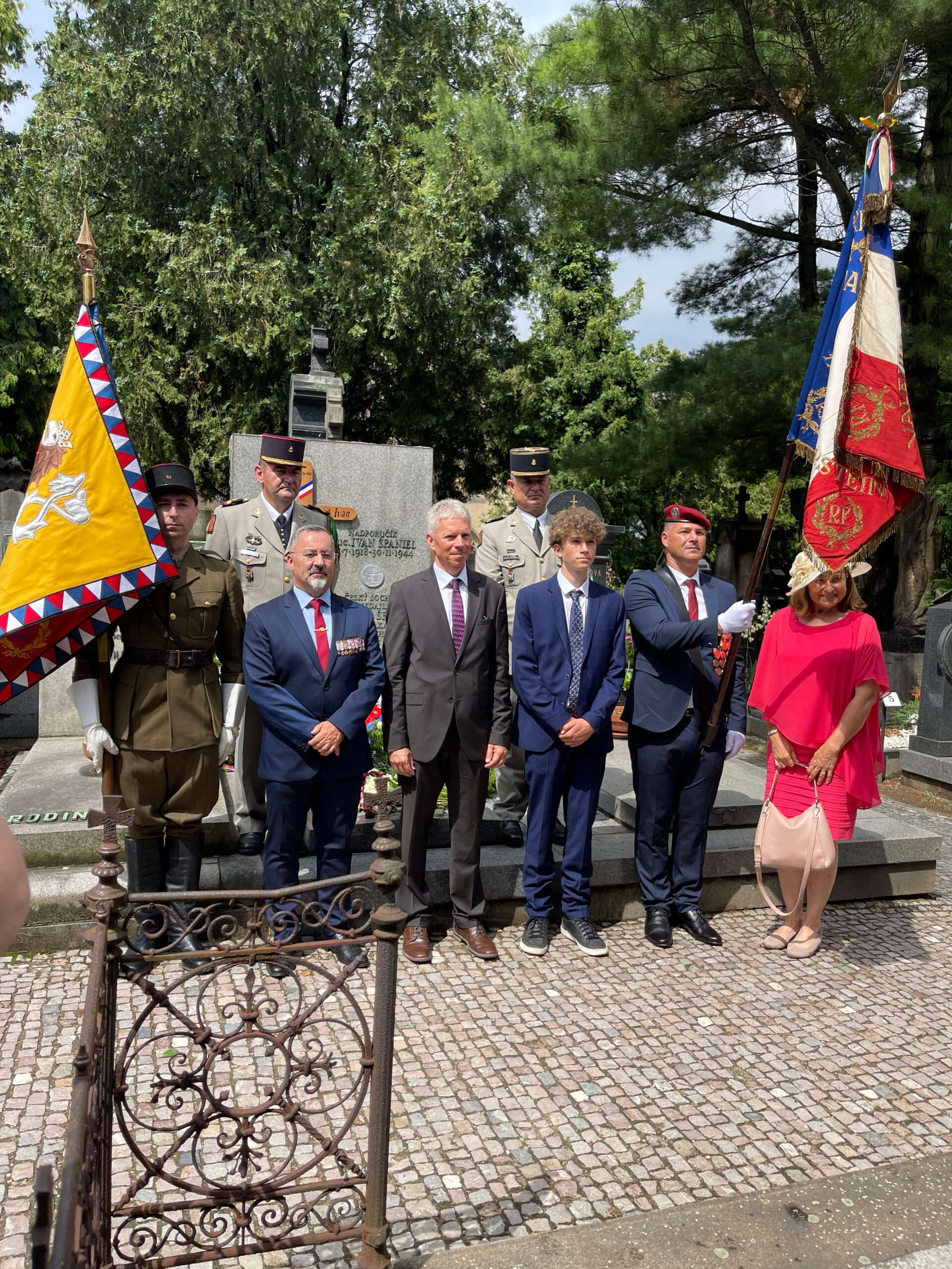 commémoration franco-tchèque Cimetière national de Vysehrad