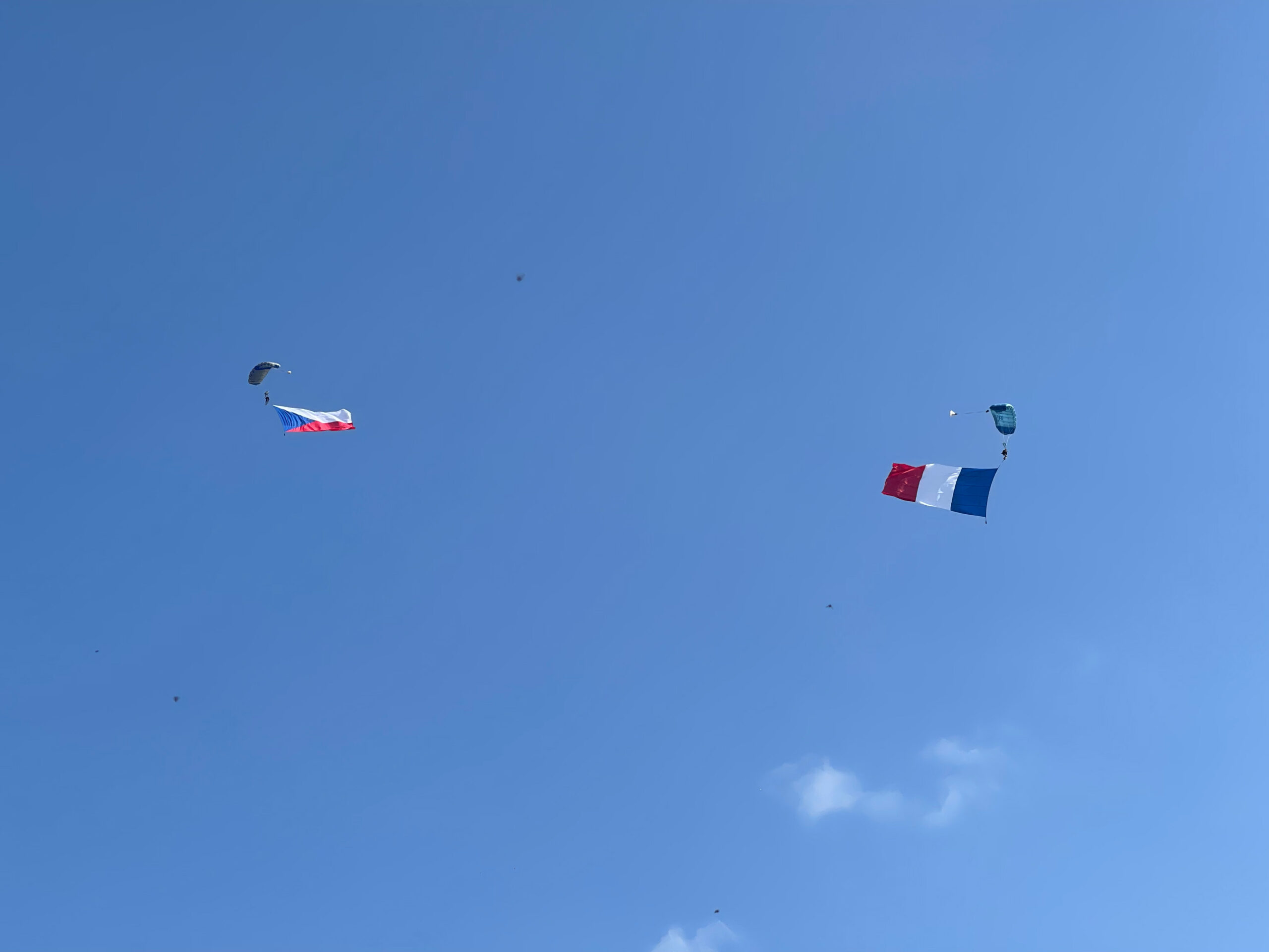 commémoration franco-tchèque Activités aériennes autour de l'amitié Franco-Tchèque