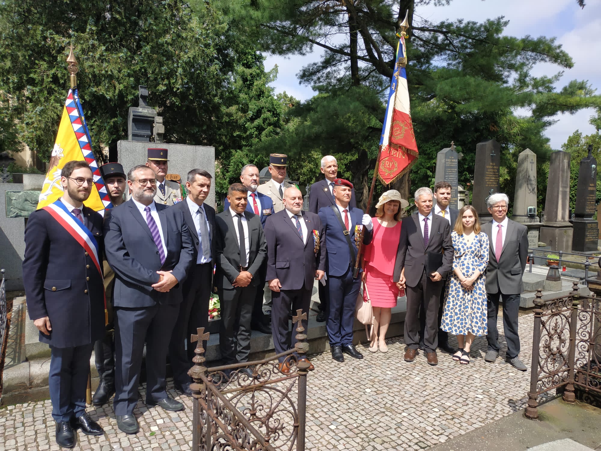 commémoration franco-tchèque Cimetière national de Vysehrad